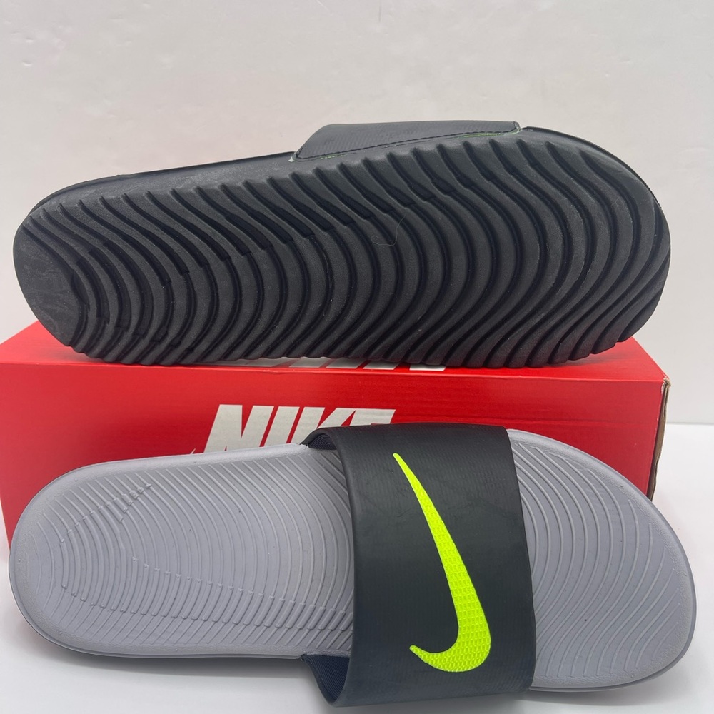 Nike Men’s Black Slides with Neon Green Logo - Picture 3 of 16